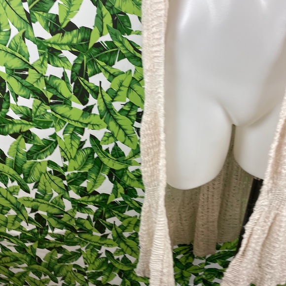 5 for $25 Code Cream Knit Crochet Vest Duster - Picture 3 of 5